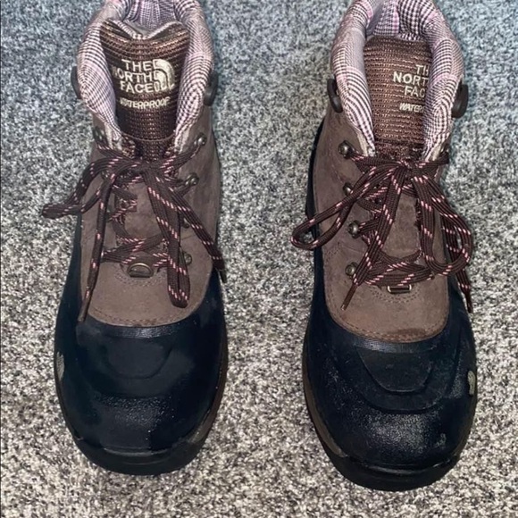 North face snow boots that I don’t need size 10 in womens - Picture 2 of 4
